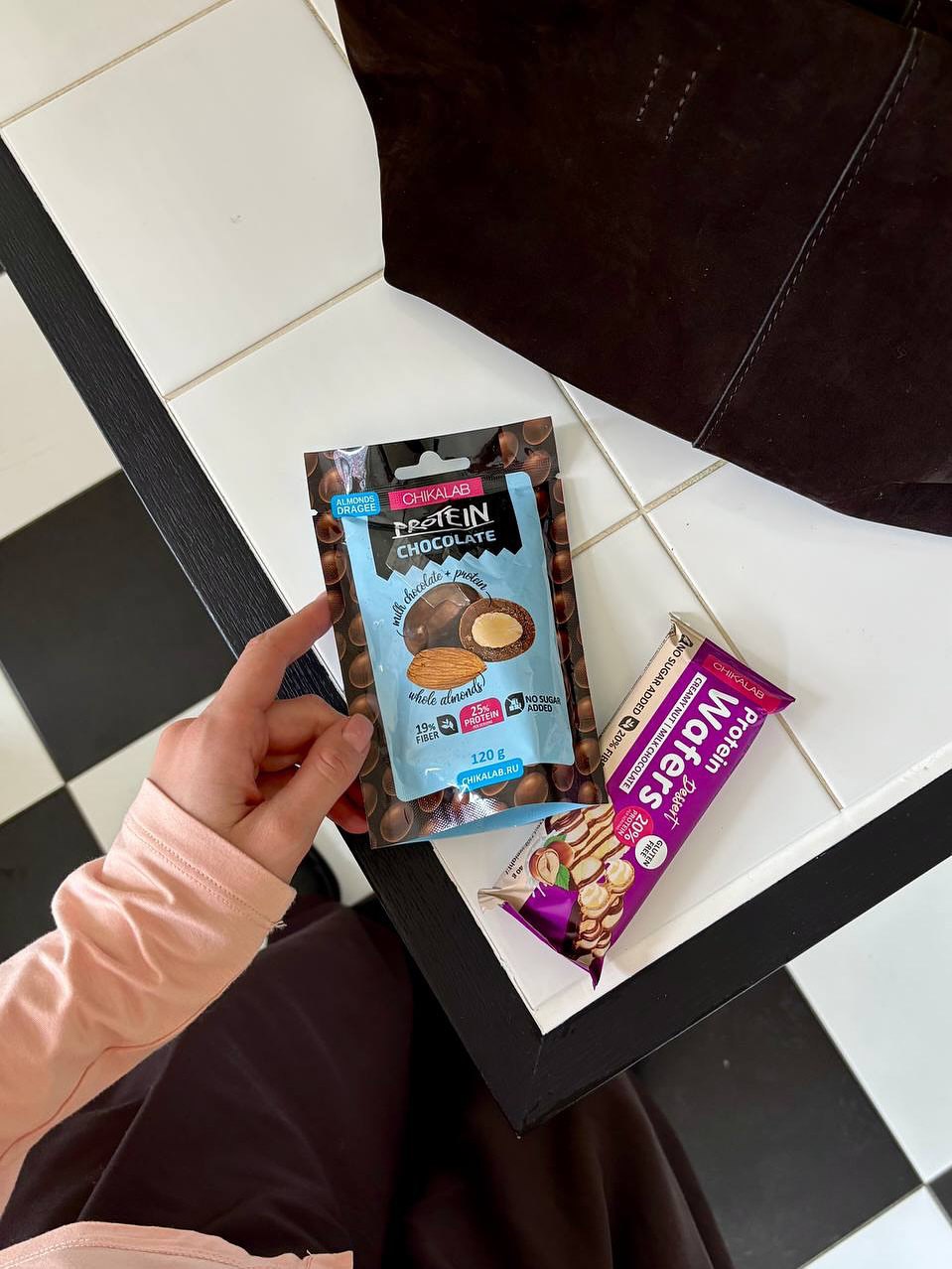 CHIKALAB Драже в молочном шоколаде  - Миндаль 120 г