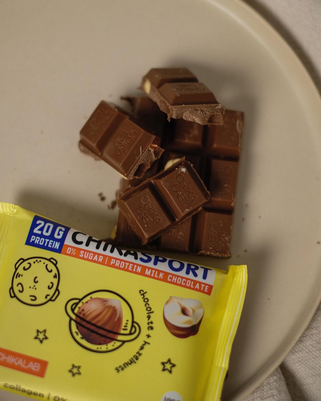 Шоколад Chikalab Молочный с фундуком 100 г